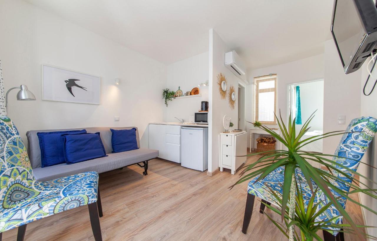 B48 - Olive Tree Street 2 Bed Flat Appartement Lagos Buitenkant foto